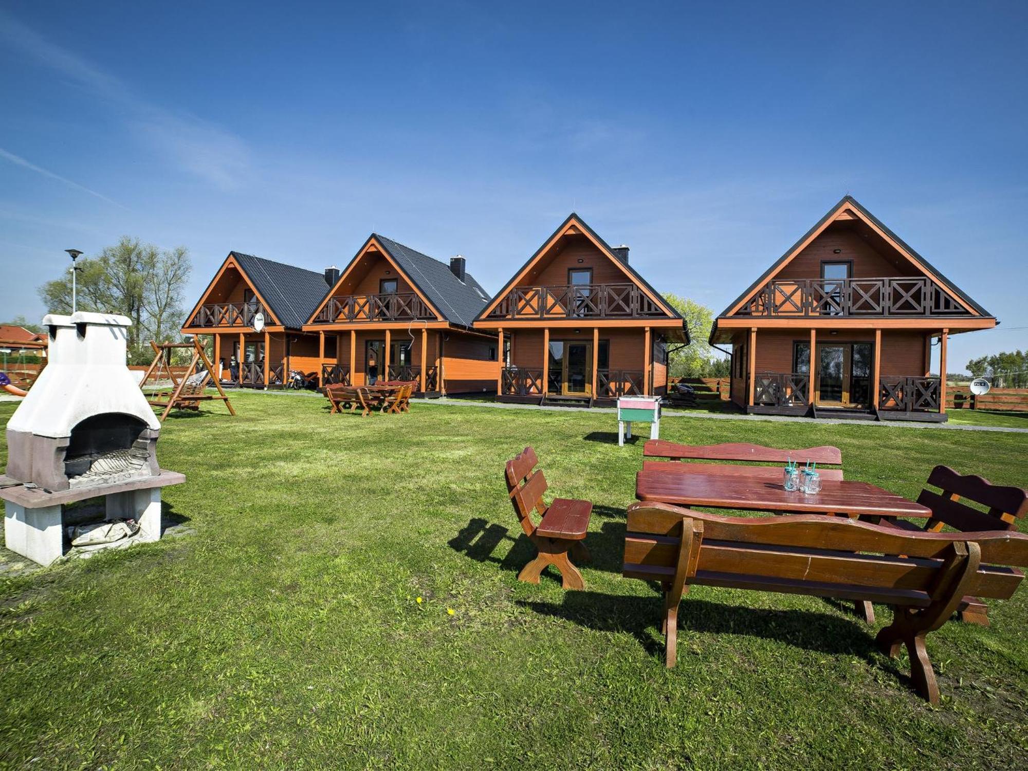 Sea View Holiday Home In Mielno With Balcony Exterior photo